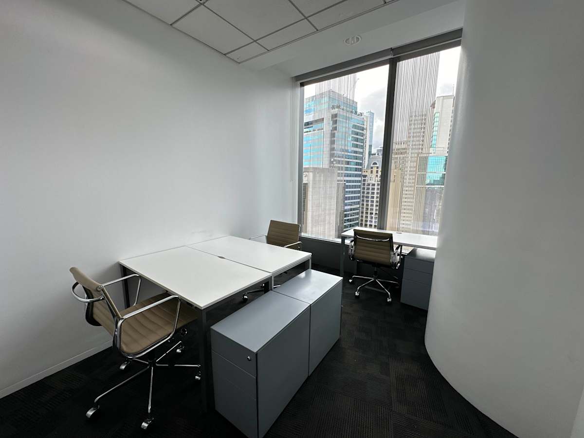 Zuellig Building photo 9