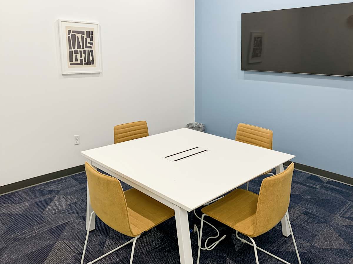 Regus - Phoenix, 6044 S 16th St photo 5
