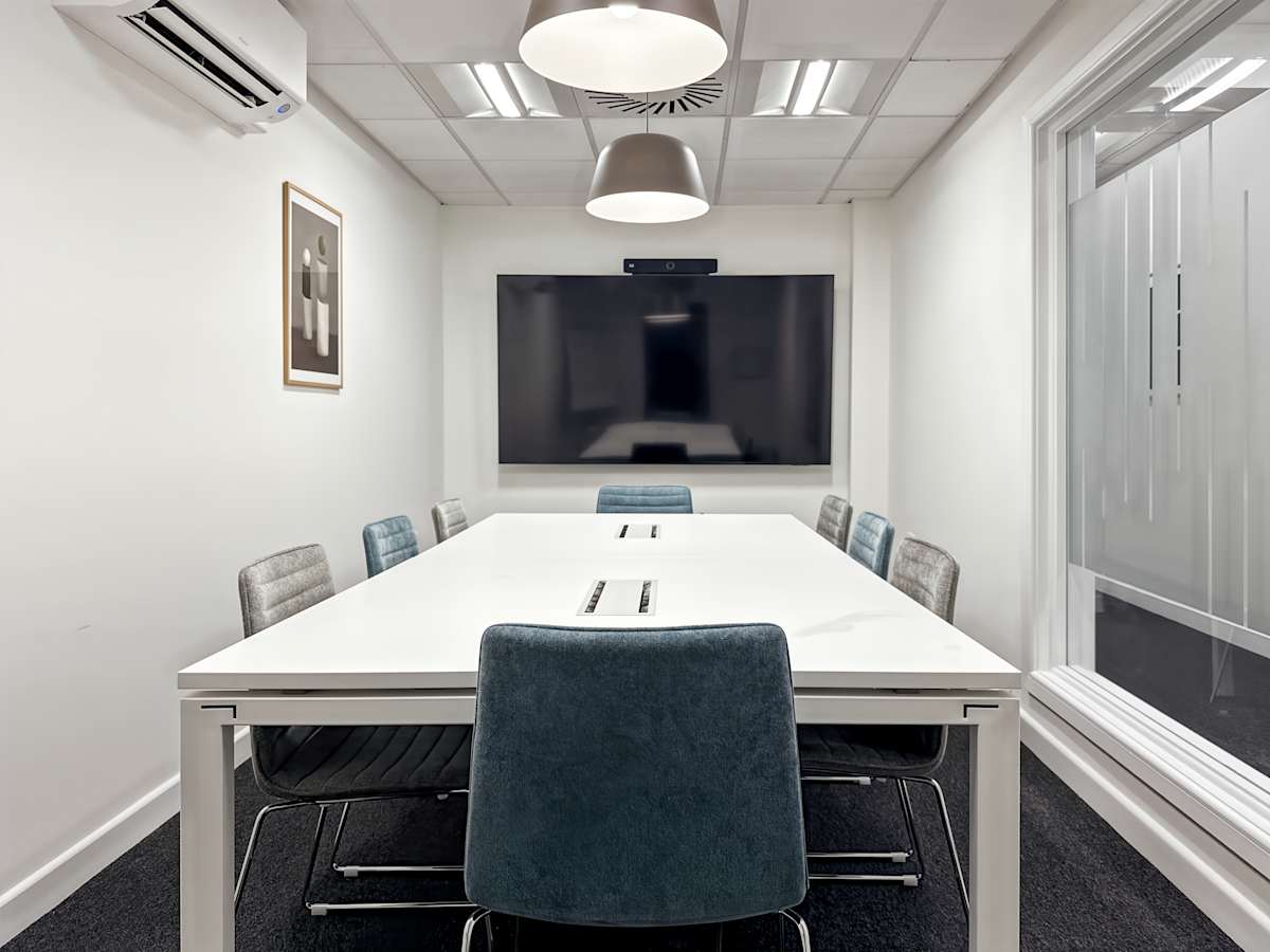 Courtenay House photo 7