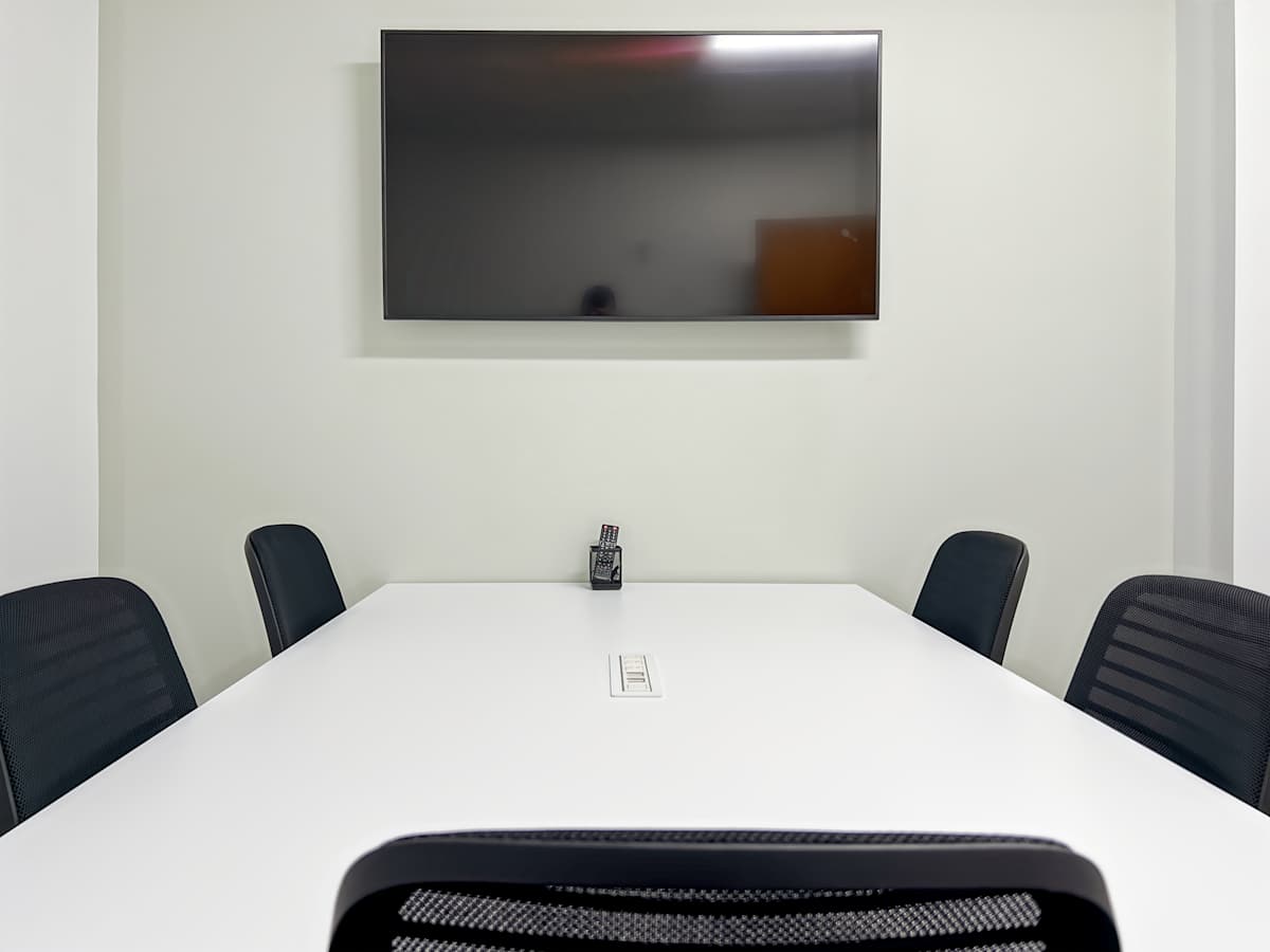 Regus - Grand Rapids, Peninsular Drive photo 4