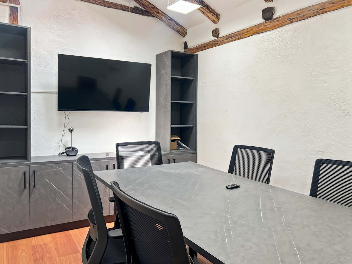Regus - Cumbaya photo 9