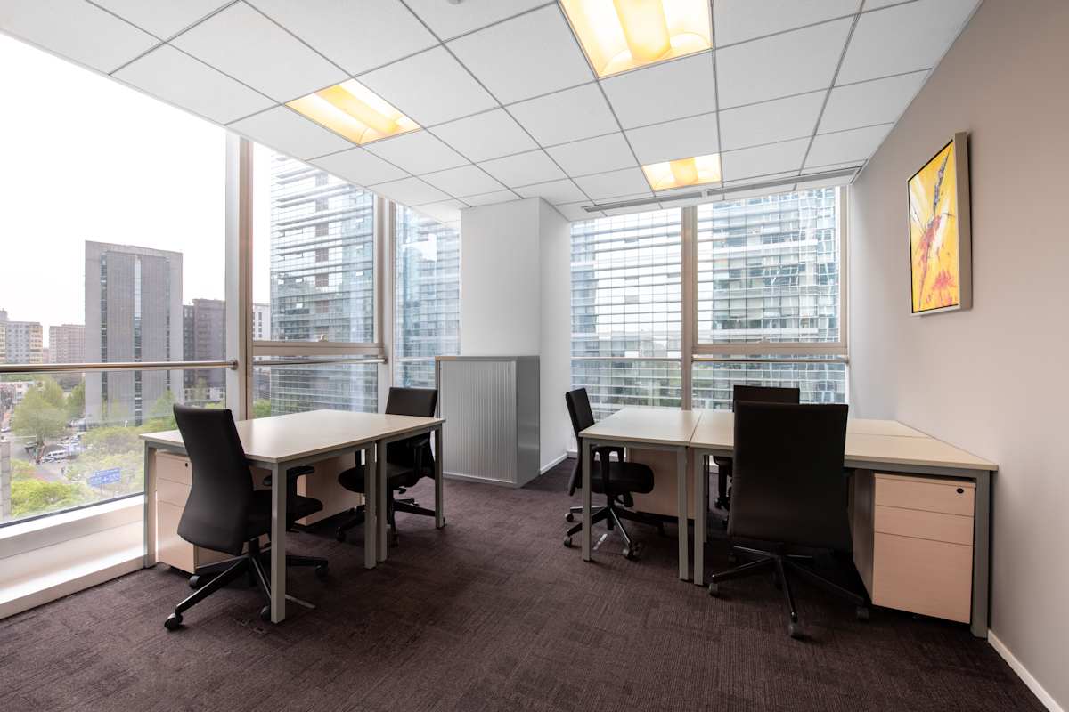 Regus - Metropolis Tower photo 6