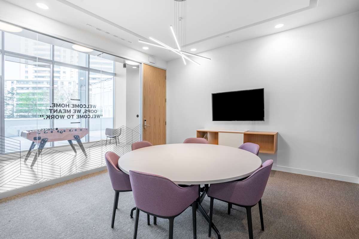 5200 Yonge Street photo 6