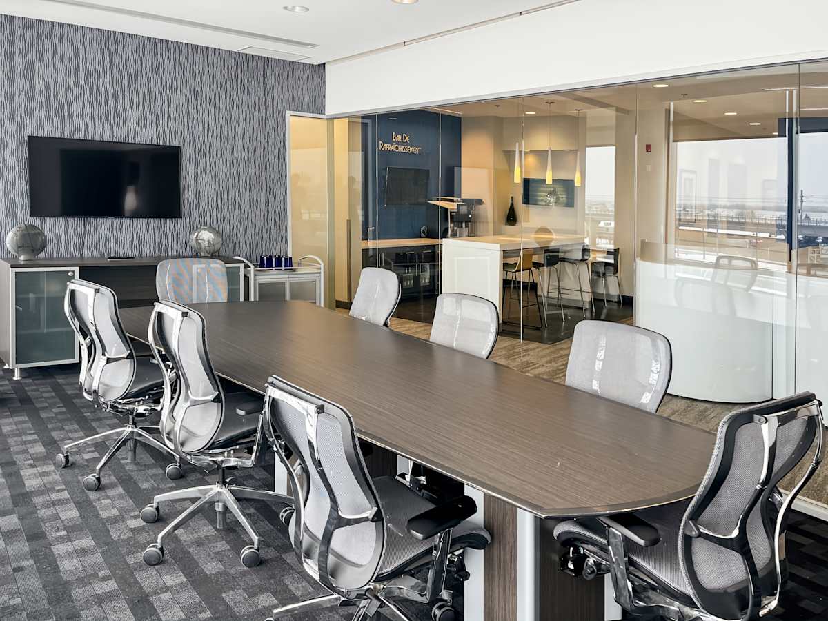 Regus - Montreal, Montreal Airport photo 3