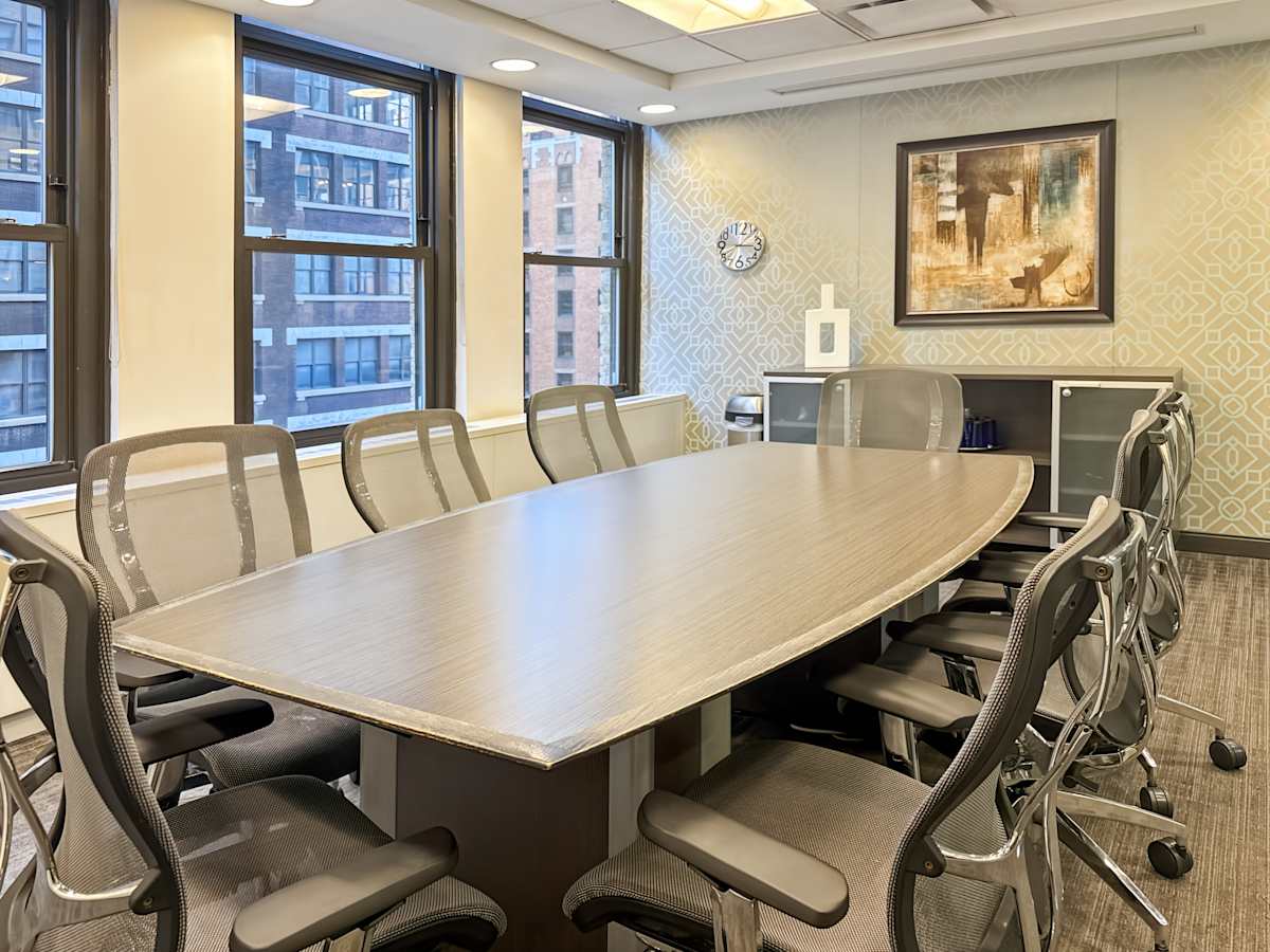 136 Madison Avenue photo 3