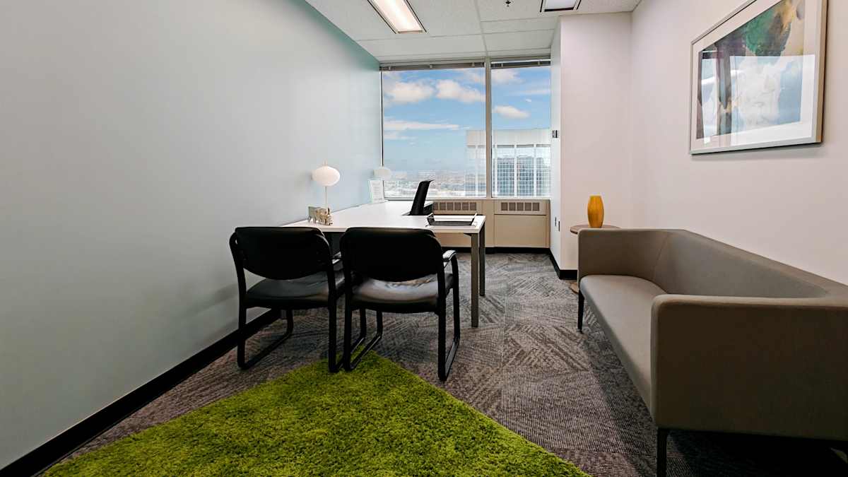 Mississauga Executive Centre 4 photo 8