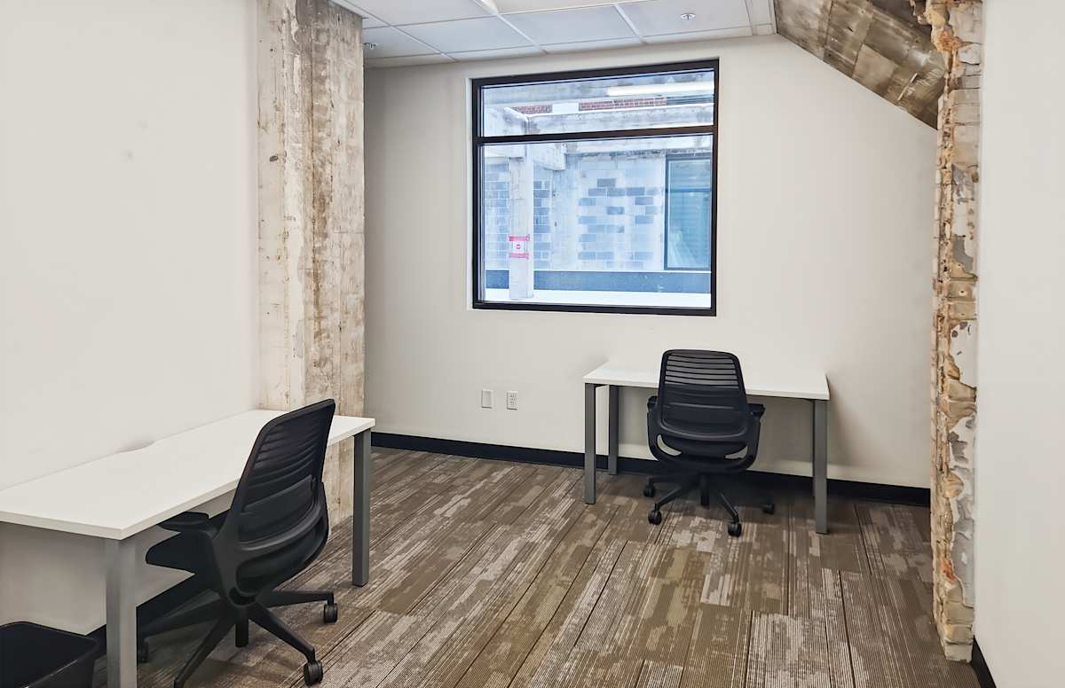 540 N Broadway photo 4