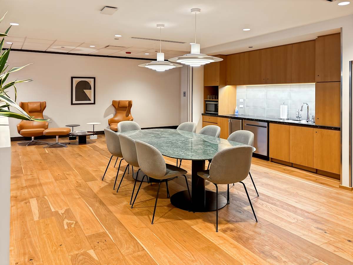 110 North Wacker Drive photo 7