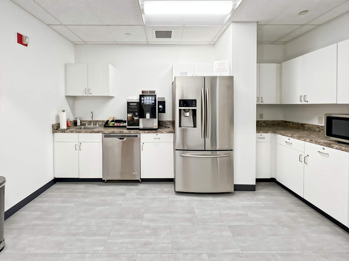 Regus - Grand Rapids, Peninsular Drive photo 8