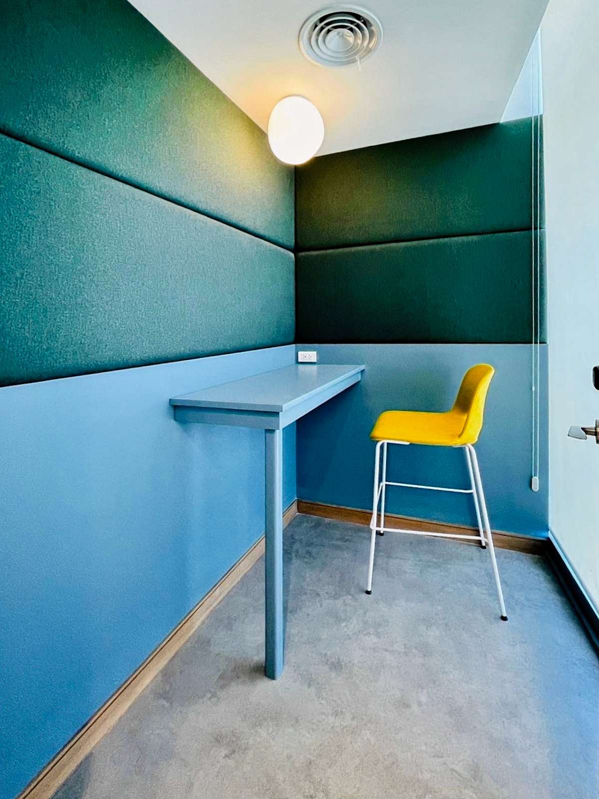Regus - Colours Town Center photo 10