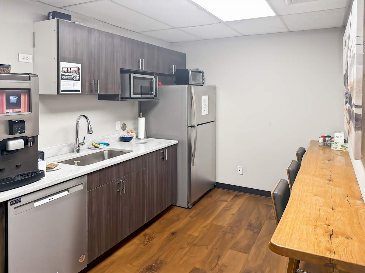 Ellisville Pointe photo 11