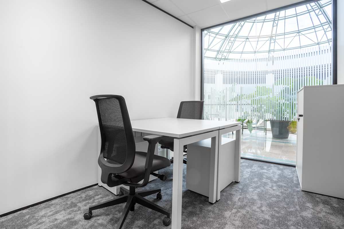 Regus - Bordeaux, Place des Grands Hommes photo 7