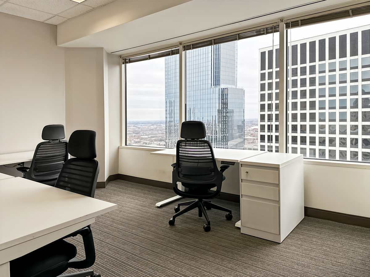200 South Wacker Drive photo 9