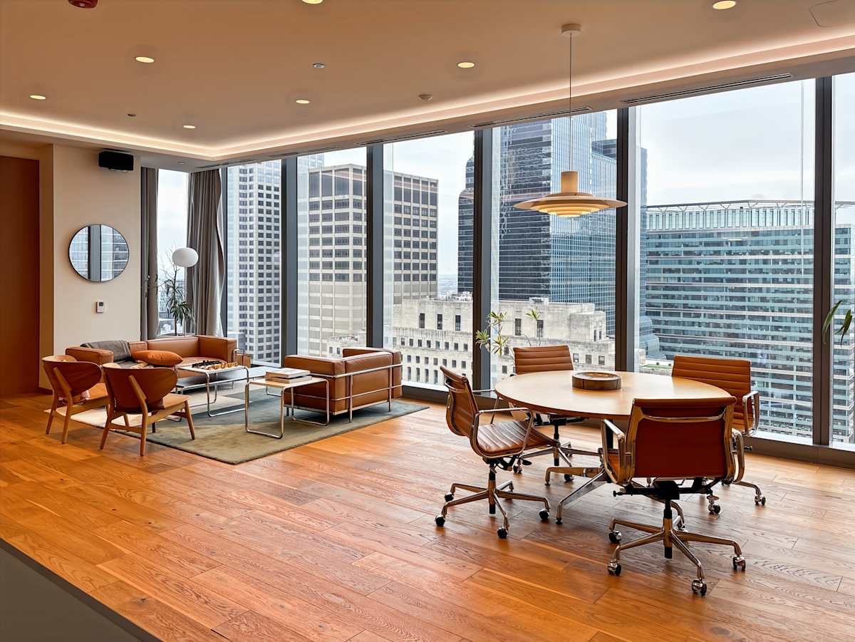 110 North Wacker Drive photo 3