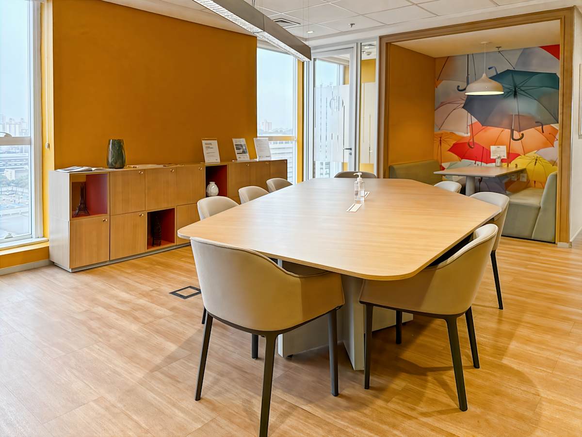 Regus - Domo Corporate photo 10