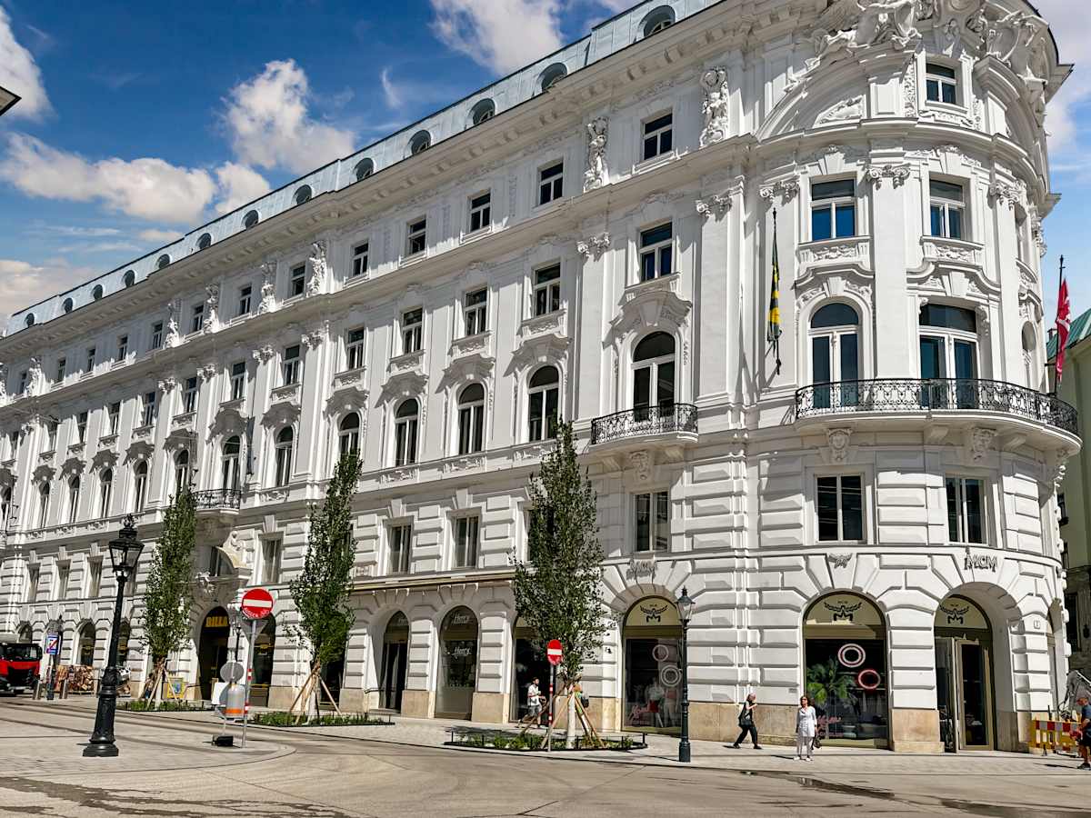Le Palais photo 1