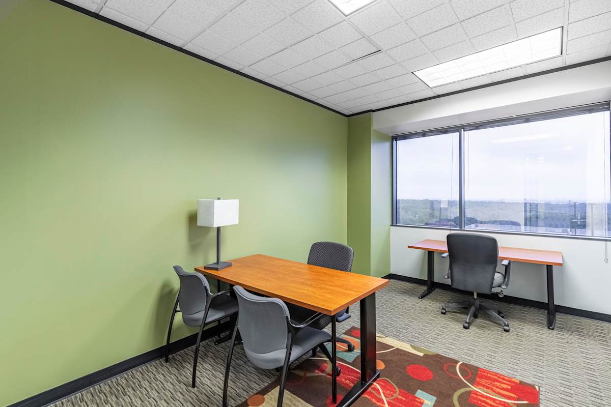 1777 NE Loop 410 photo 6