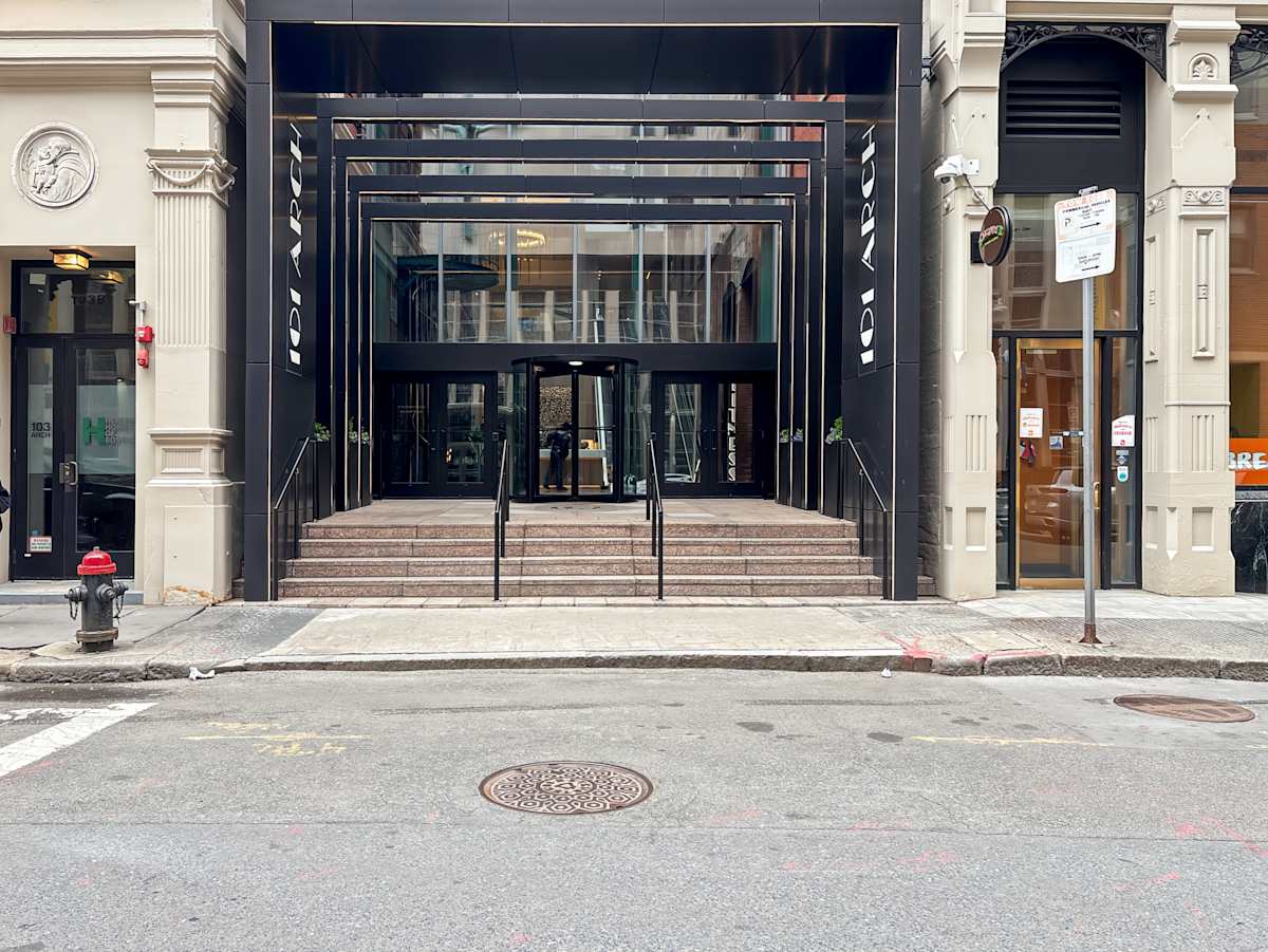101 Arch Street photo 1