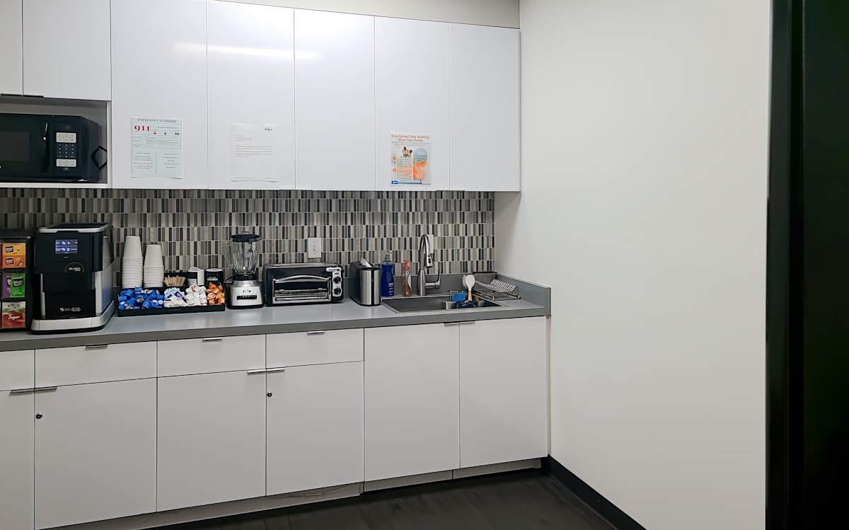 Regus - Carlsbad, Palomar Airport Road photo 6
