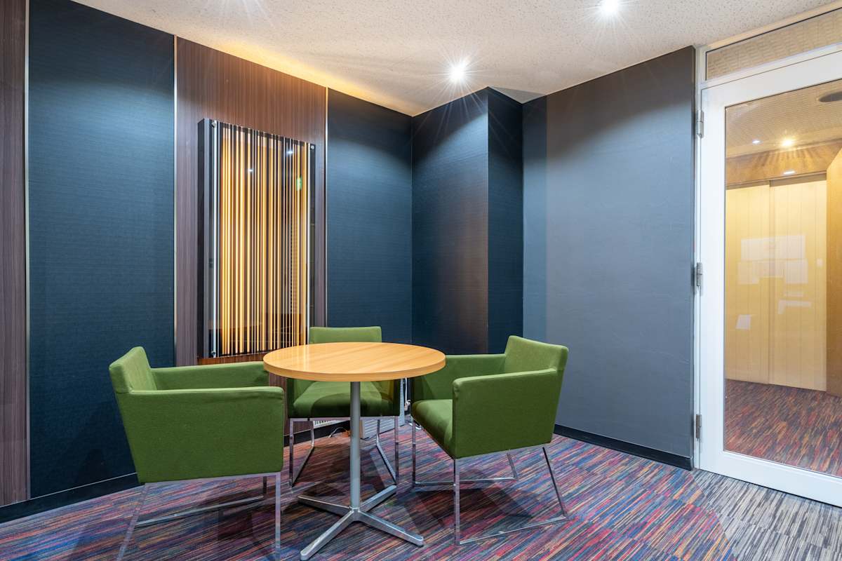 Regus - Toyo Building photo 6