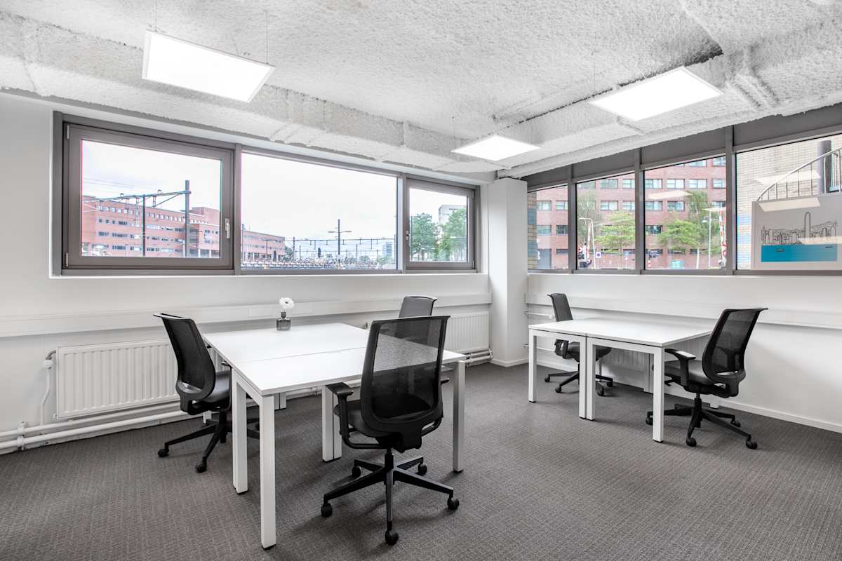 Regus Amersfoort Stationsplein photo 3