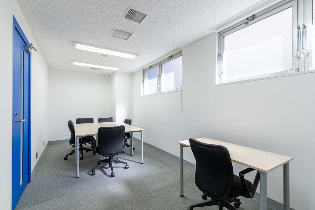 Regus - Chiba Daiei Building photo 3