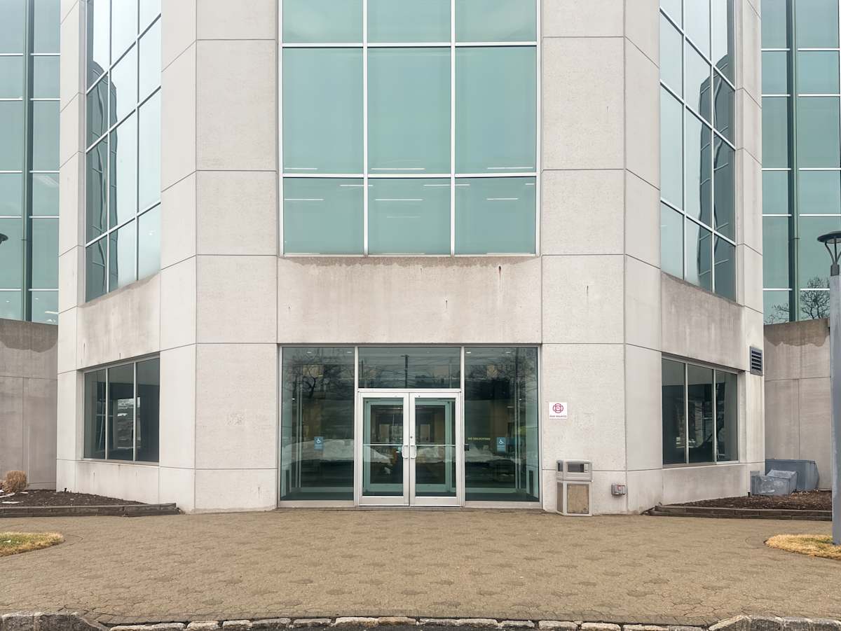 Courvoisier Centre II photo 1