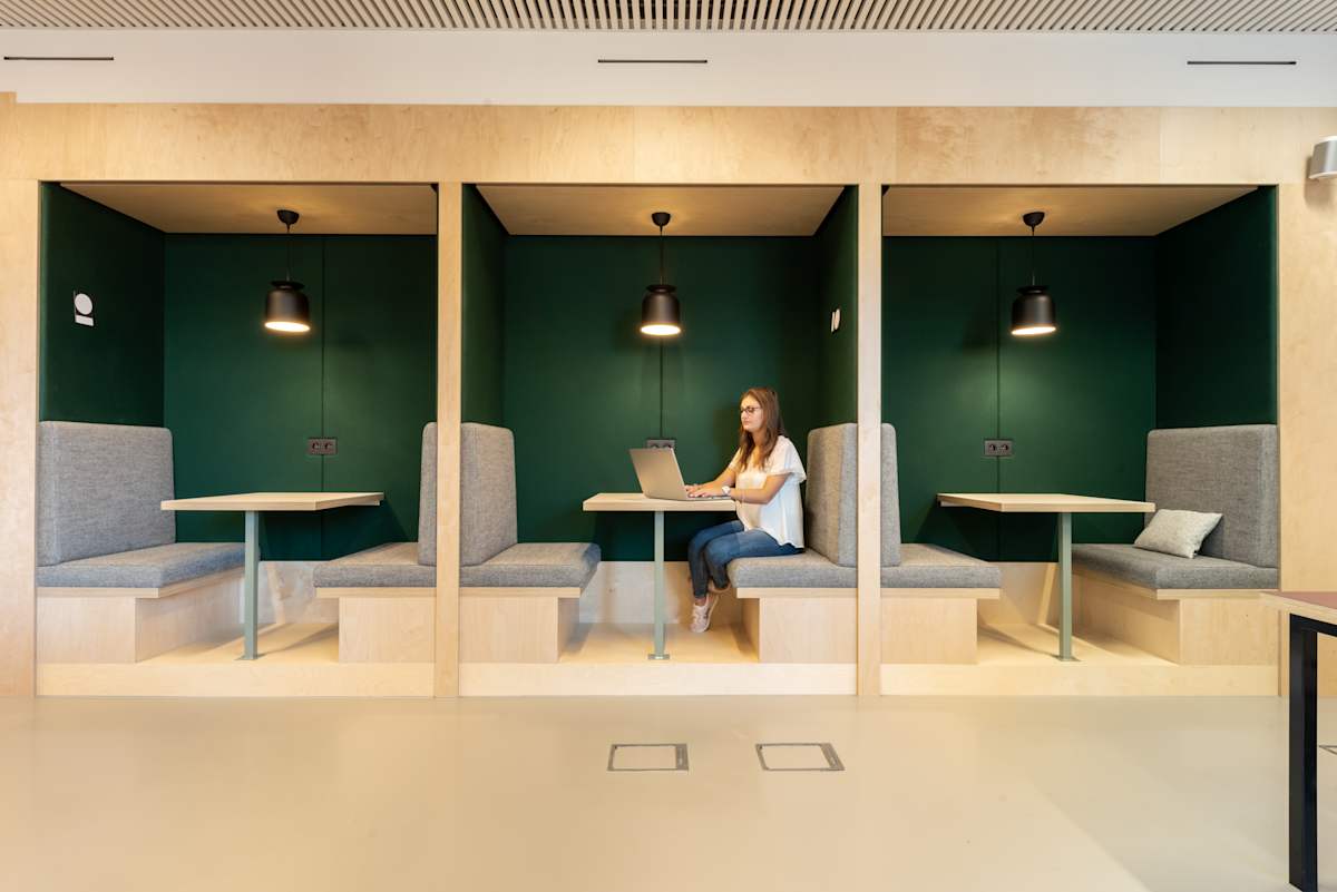 Regus - Brussels, Hermann Debroux photo 3