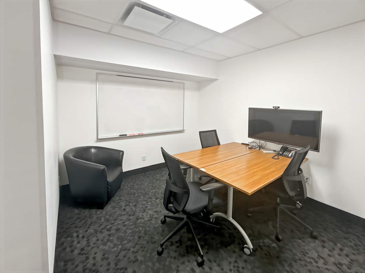 3107 Avenue des Hôtels photo 6