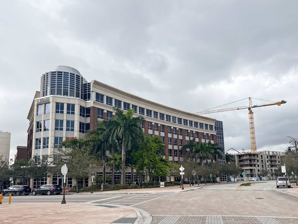 8333 North West 53rd Street photo 1