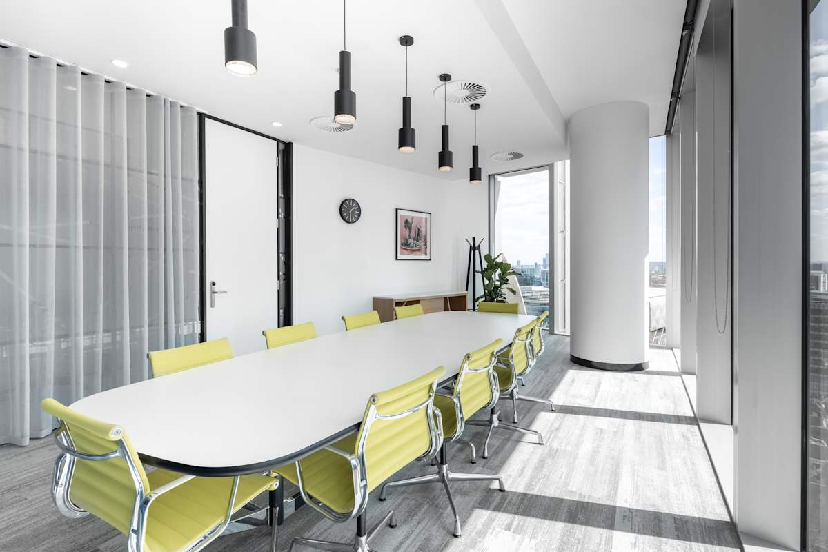100 Bishopsgate photo 6