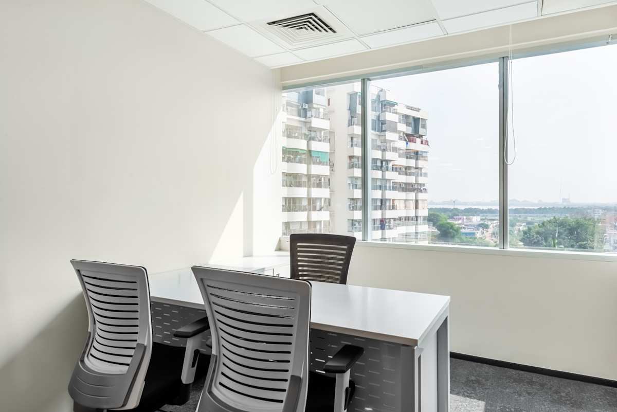 Gumidelli Towers photo 3