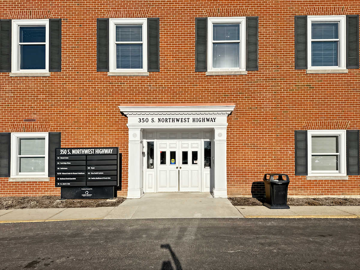 Park Ridge Plaza photo 1