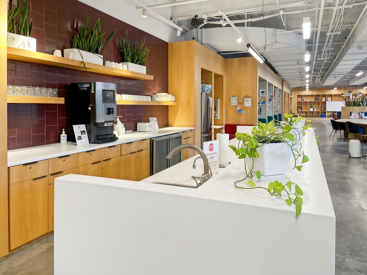 Bakery Square photo 10