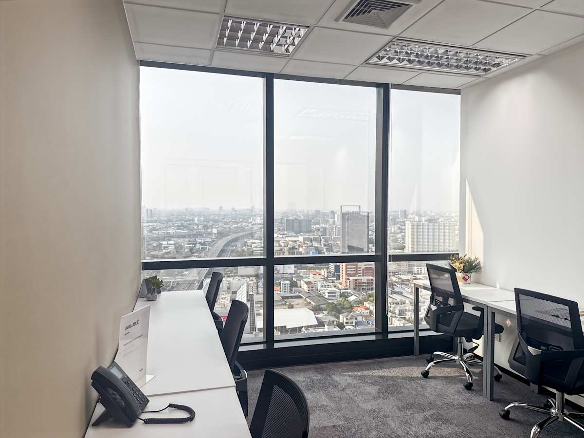 Shinawatra Tower 3 photo 4