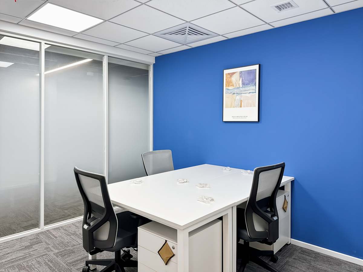 Data Building photo 8
