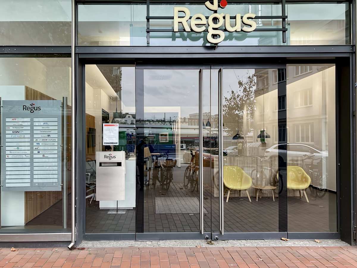 Regus - Hamburg, Altona photo 3
