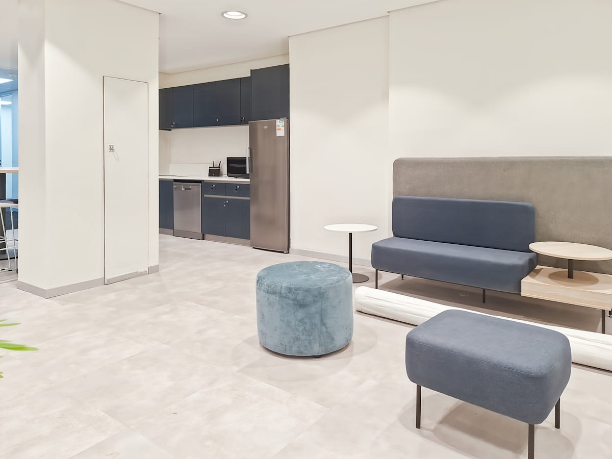 Regus - Killarney Mall photo 7