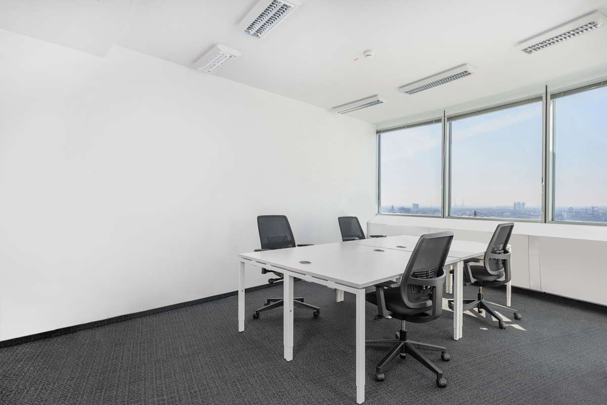 Millennium Tower photo 8