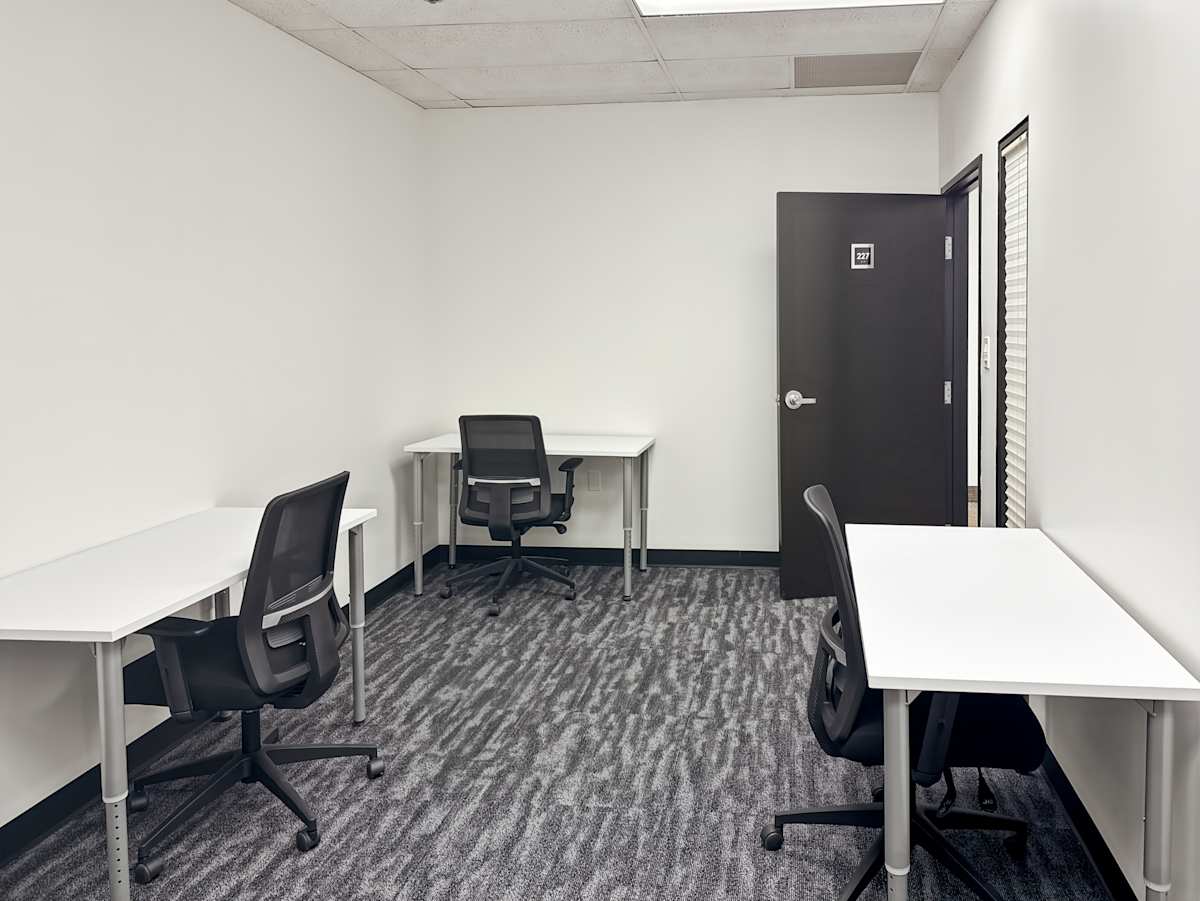 3000 Atrium Way photo 10