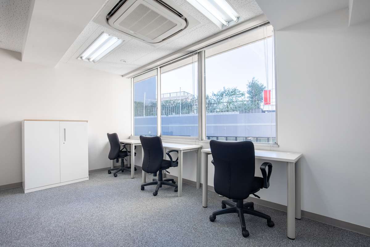 Regus - Hiroo photo 4