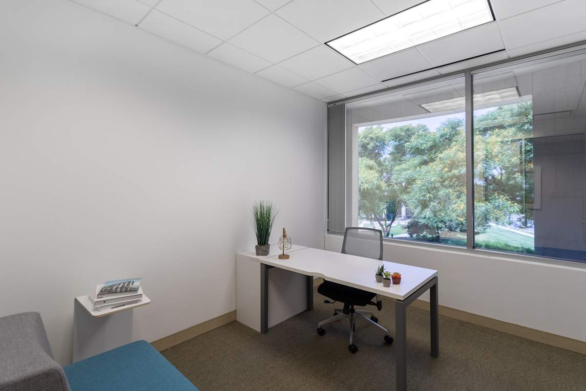 Sunroad Corporate Center photo 8