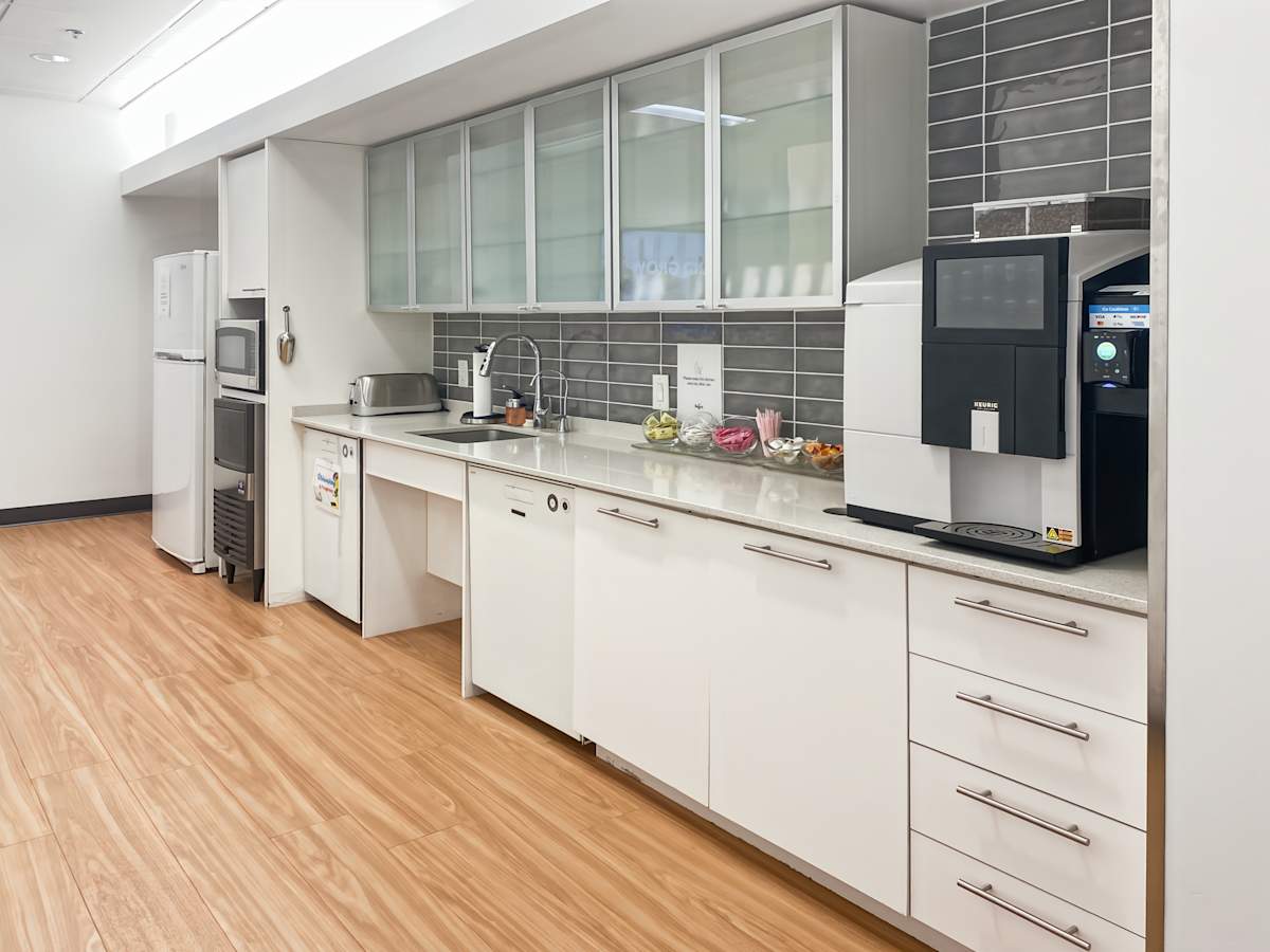 Regus - The Woodlands - 24624 Interstate 45 North photo 10