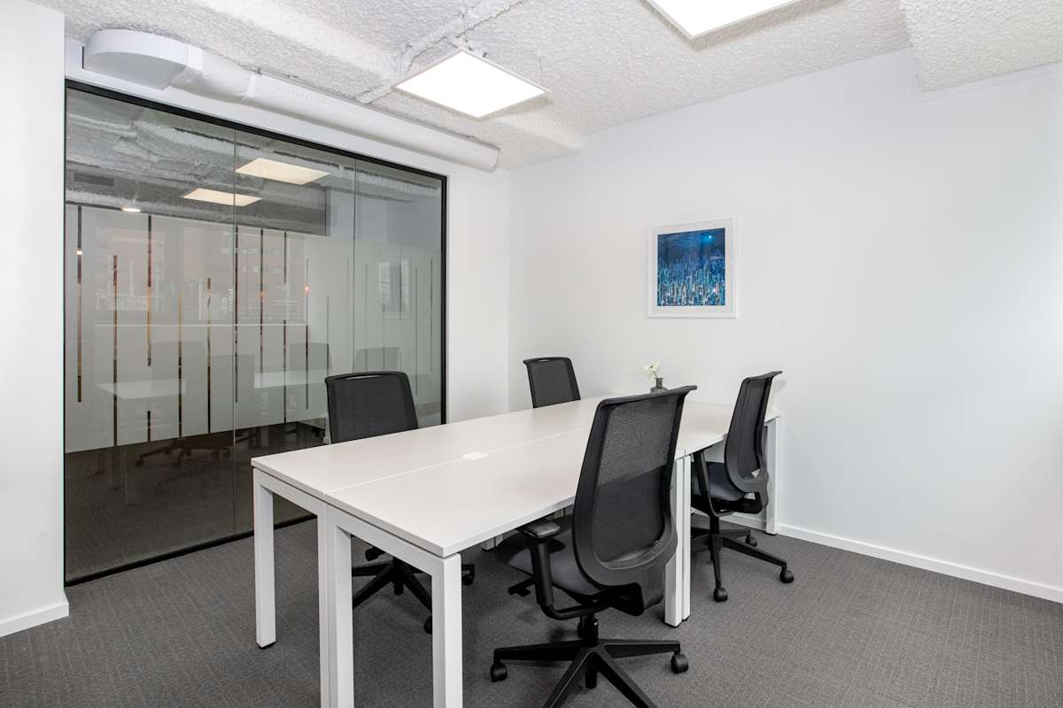 Regus Amersfoort Stationsplein photo 8