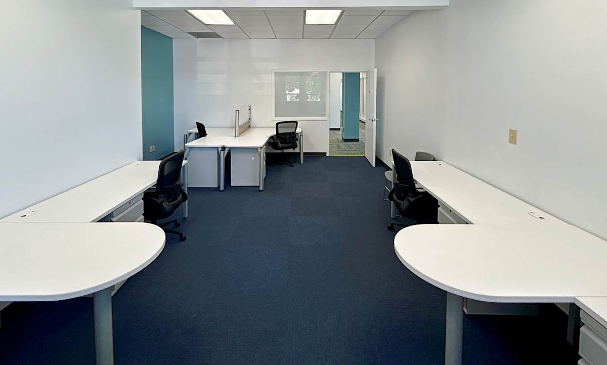 516 W Friendly Ave photo 7