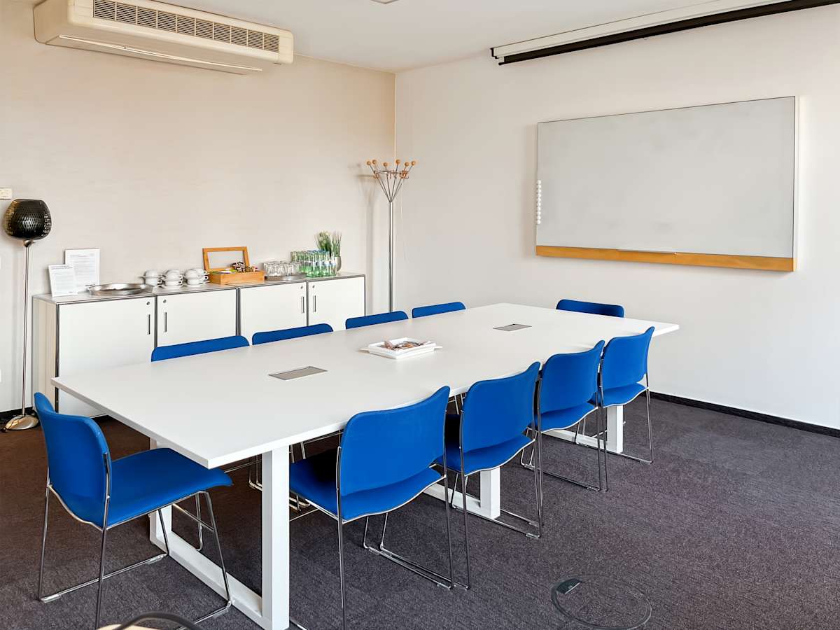 Regus - Berlin, Potsdamer Platz 10 photo 7