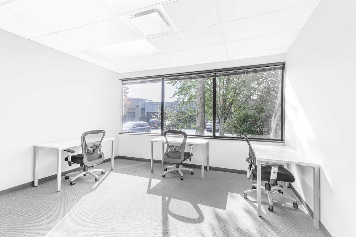Kirkland Corporate Center