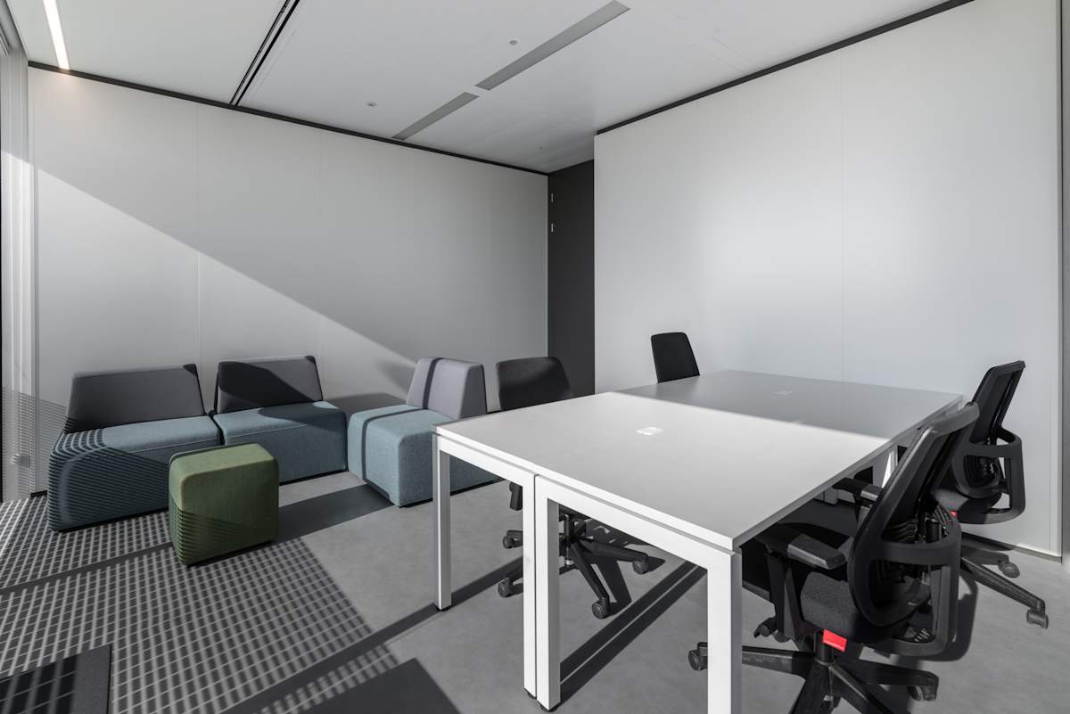 Regus - Madrid, Campo de las Naciones photo 4