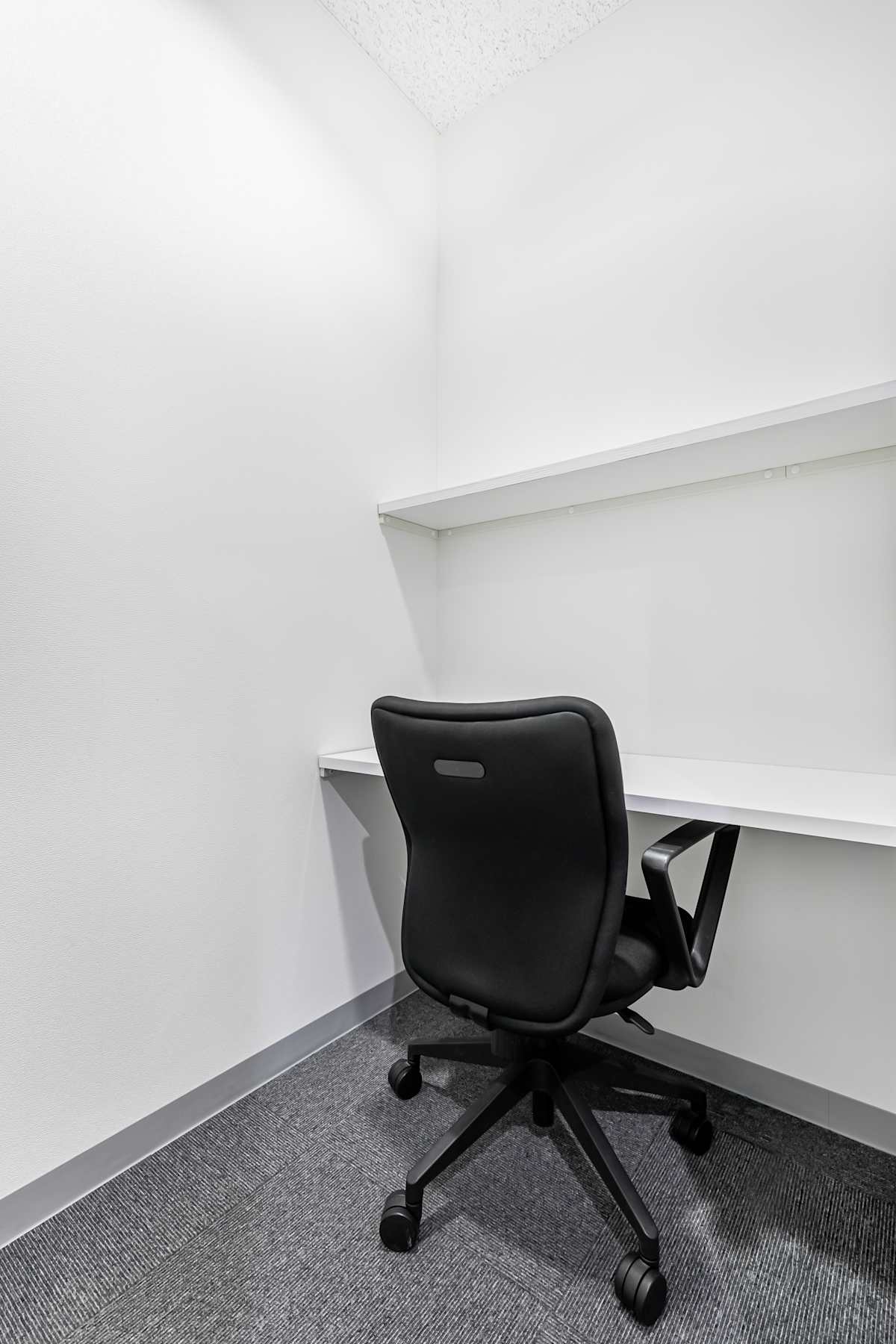 Regus Yokohama Onoe-cho photo 9