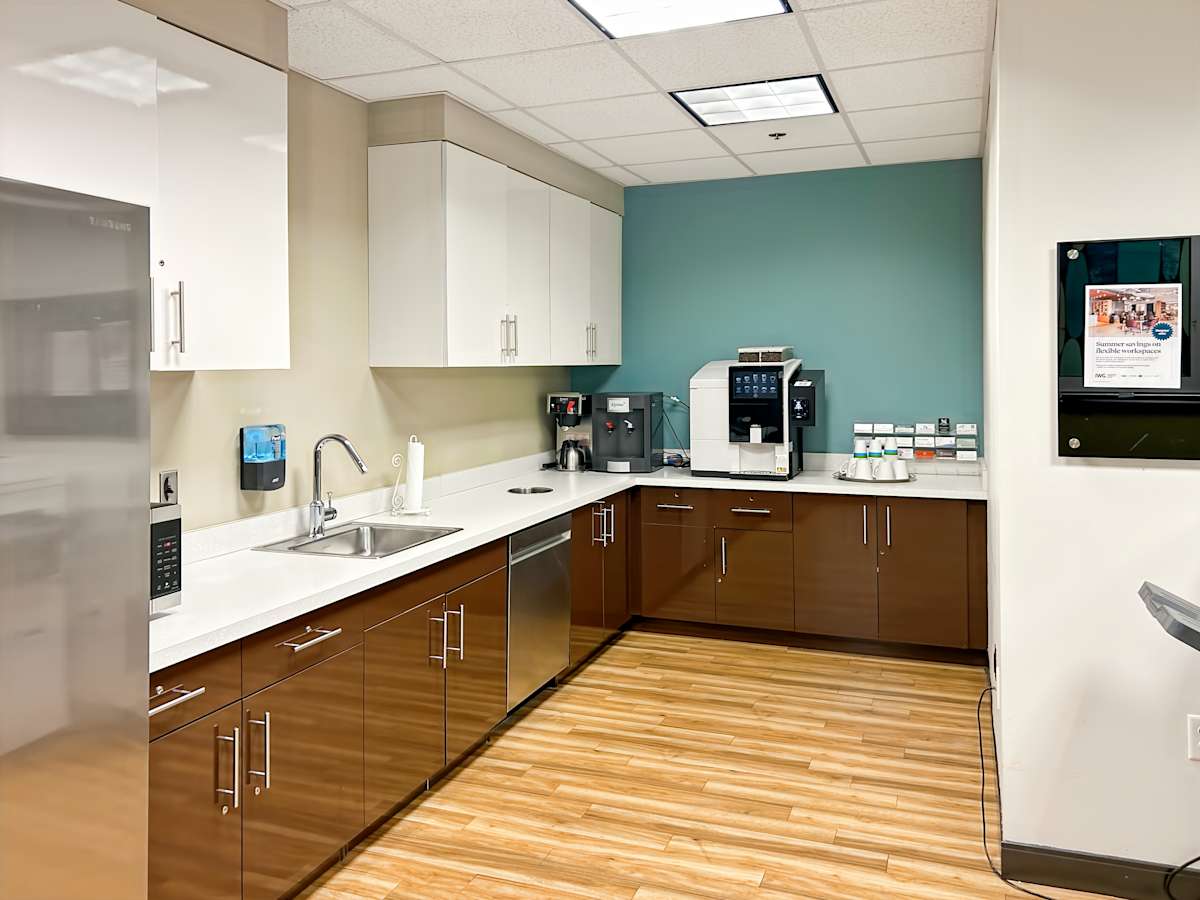 Derby Corporate Center photo 6